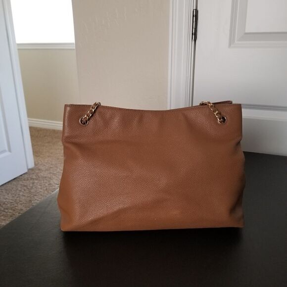 Tory Burch Britten Large Tote - Picture 4 of 9